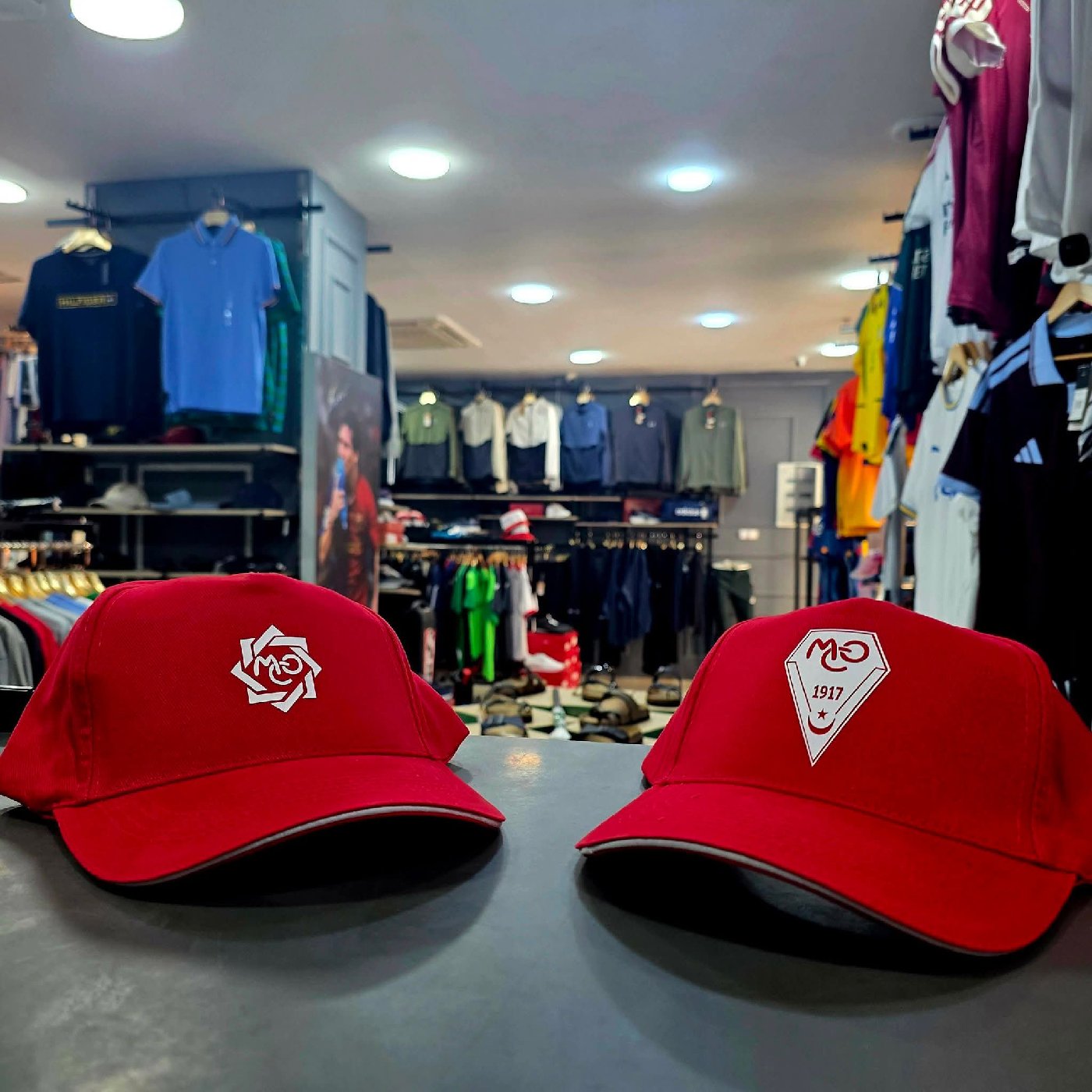 🧢 كاسكاط HAMRAWA – موديل 1917 🔴⚪